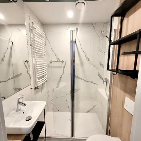 Wilanow 公寓式酒店 4*