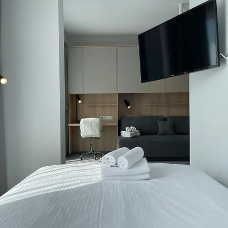 Wilanow Aparthotel 4*