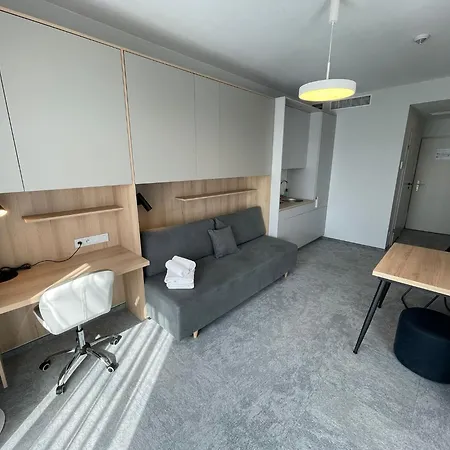 Wilanow Aparthotel 4*